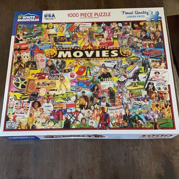 White Mountain ‘Movies’ puzzle - Picture 1 of 2